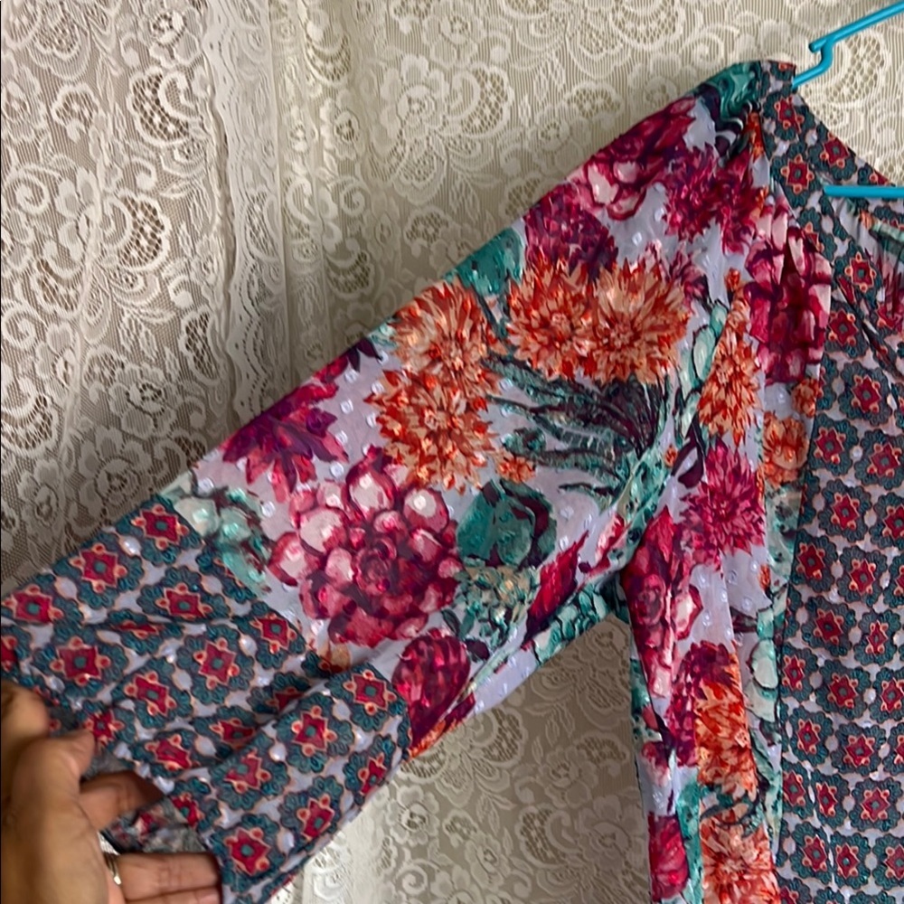 Anthropology Fig and Flower shear Colorful Floral Blouse XL - Picture 3 of 4